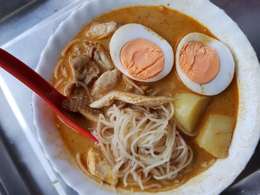 rumah makan tabona kari ayam 